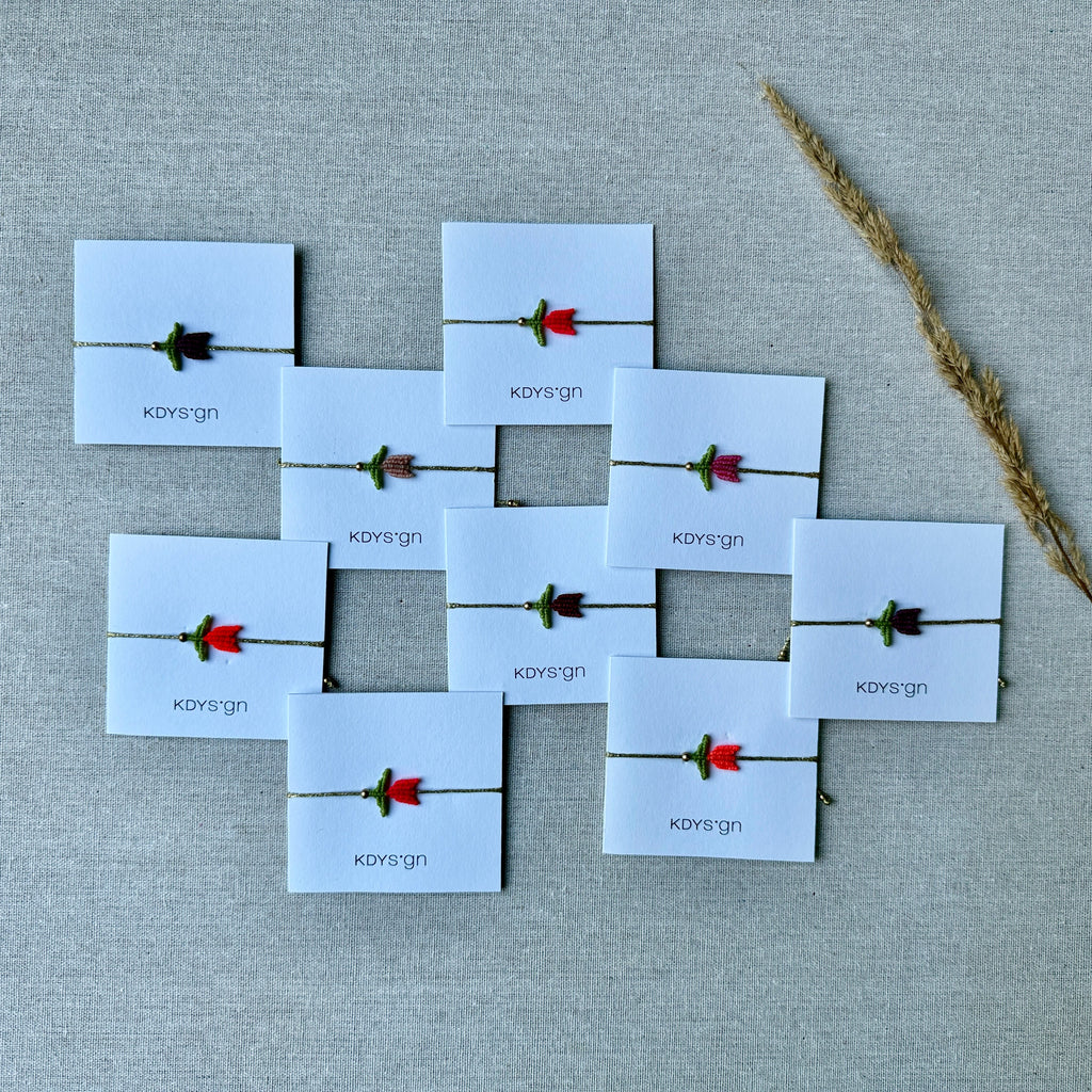 Handgeknüpfte Mini-Tulpen Bändli von kdysgn